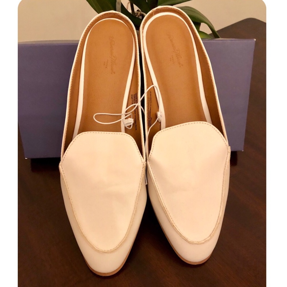 White Universal Thread Mules - Picture 5 of 6